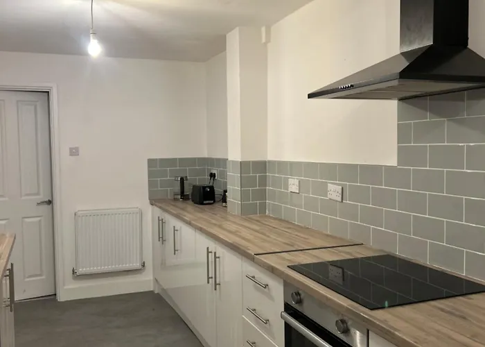 4 - Private In A Near Centre Pansiyon Manchester