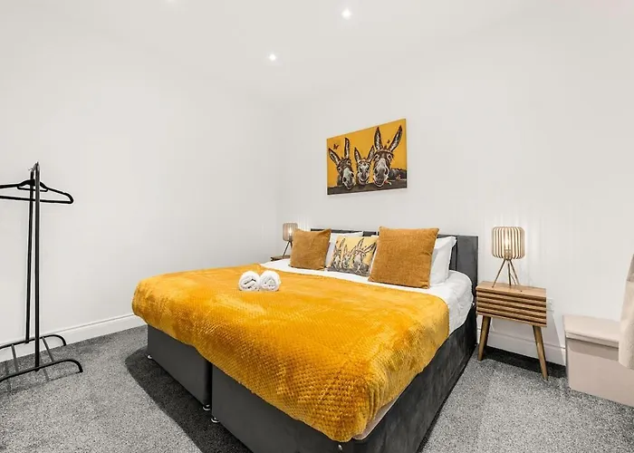 Contractors Stay-wi-fi-free Parking-22 Percent Off Monthly Tatil Evi Manchester