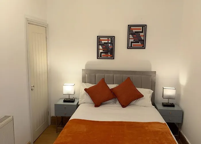 Modern And Comfy 3 Bed Near Etihad, Coop Live Arena And Centre * 맨체스터