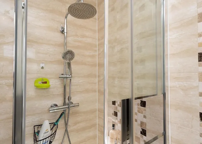 Stunning 2br House In Near Etihad And Coop Arena *