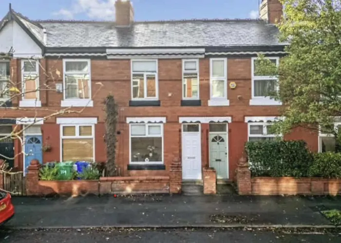 Home, Sleeps 6, Contractor Friendly, Free Parking