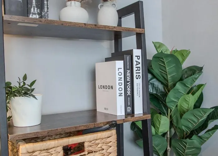 Modern 3br House - Quiet Clifton Area Nyaraló