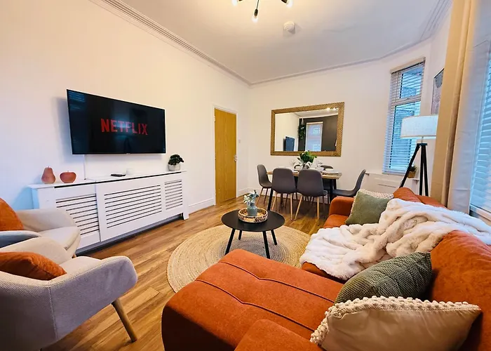 Stunning 3-bed Games Манчестер