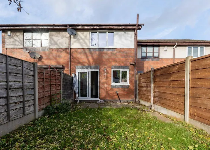 2br House Contractors Parking Wifi * Manchester