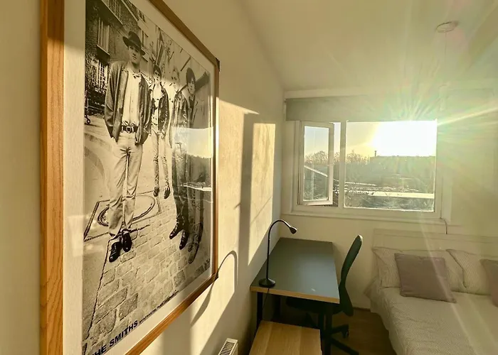 Homestay The Smiths Manchester