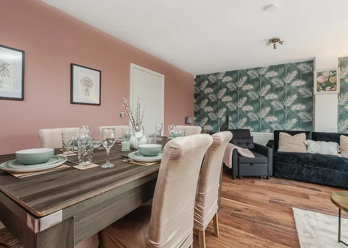 E-haven - Etihad-coop Live-free Parking-pool Table Manchester