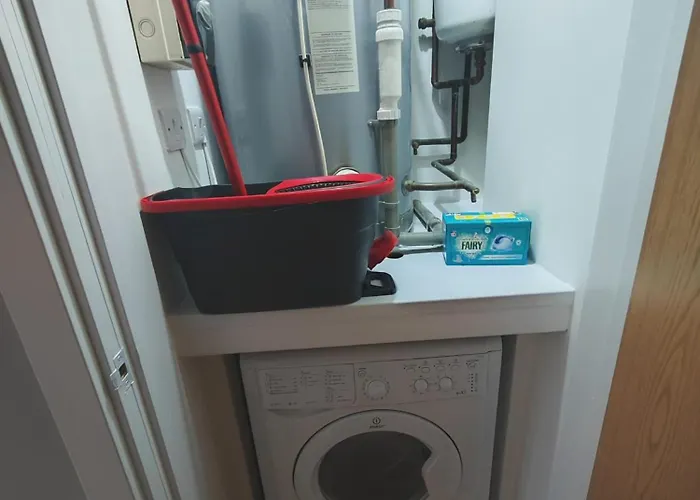 Fresh Private In Shared 2 Bed Flat Deltapoint Mánchester