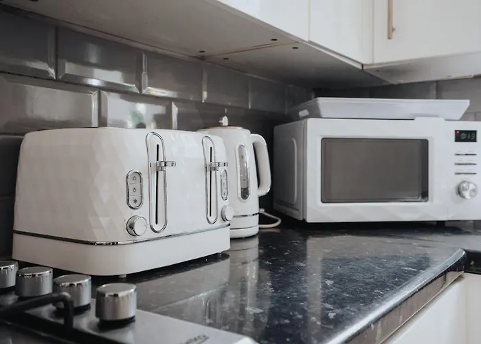 Stunning 2br House In Near Etihad And Coop Arena Manchester