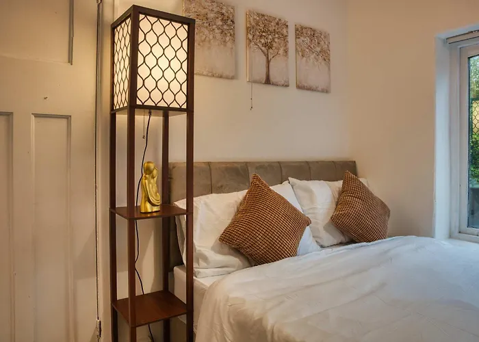 Tatil Evi Modern 3br Sleeps 7 Parking