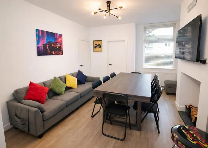 Game Zone, Trafford Centre Nearby, Sleeps 8 * 맨체스터