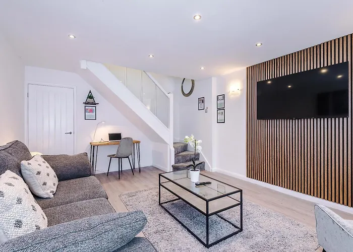 Сasa de vacaciones Stylish 2br House For 4 In With Parking