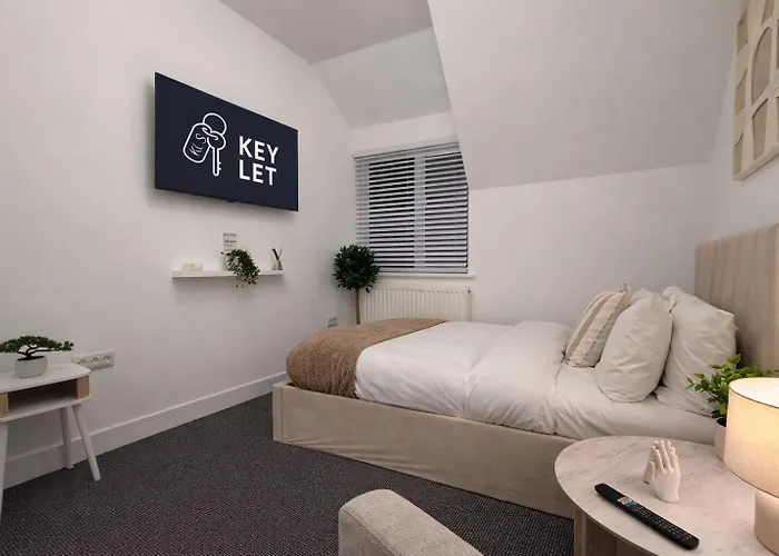 Boutique Home Mcr With Games Table, Sleeps 9 Prázdninový dům