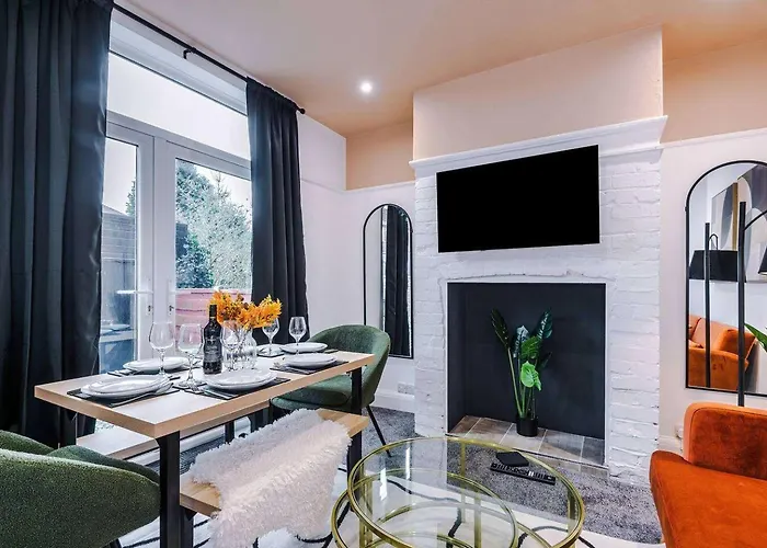 8min To Metrolink 20min To Etihad And Coop Live With Free Parking 度假居 *