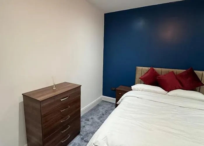 Guest house Mayford Shared House *