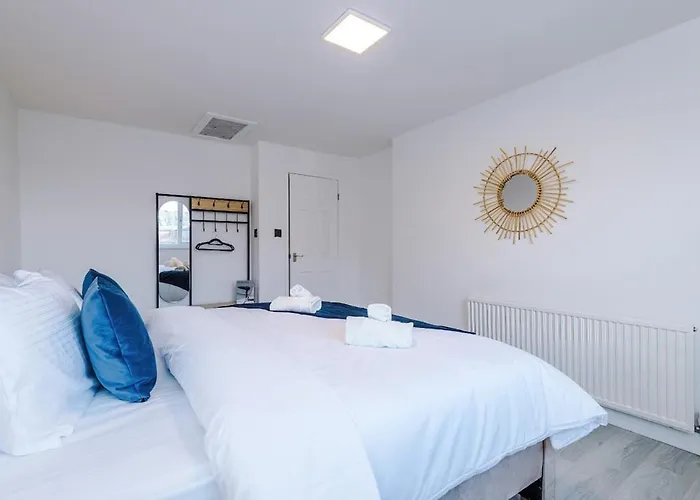 Сasa de vacaciones Pearl Reside - Sleeps 5, Free Parking & 5 Mins Centre