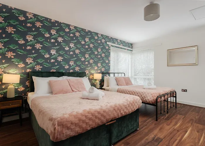 E-haven - Etihad-coop Live-free Parking-pool Table Manchester