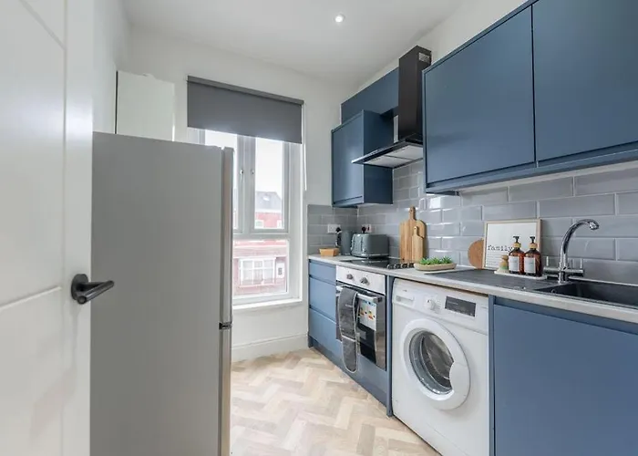 Entire House With Two Self-contained Flats Dom wakacyjny