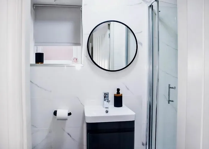 別荘 Cosy Luxe With Fresh Bakes マンチェスター