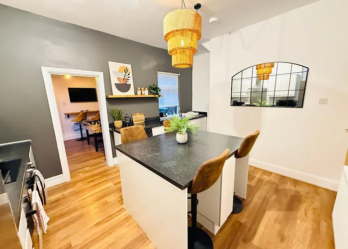 Feriehus Stunning 3-bed Games *