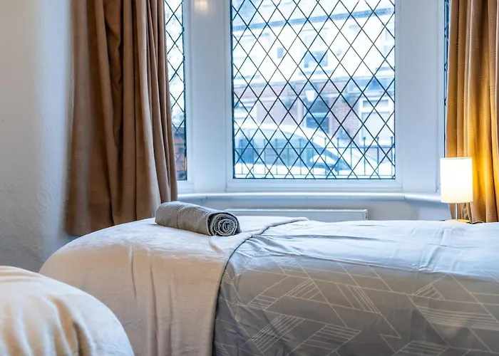 Dom wakacyjny Premium Failsworth - Sleeps Up To 14! Manchester