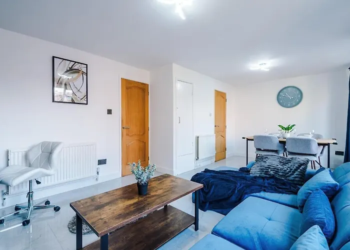 Tatil Evi Pearl Reside - Sleeps 5, Free Parking & 5 Mins Centre *