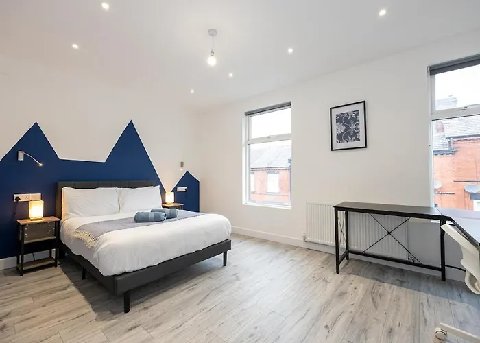 Spacious 4br Perfect For Groups & Contractors *