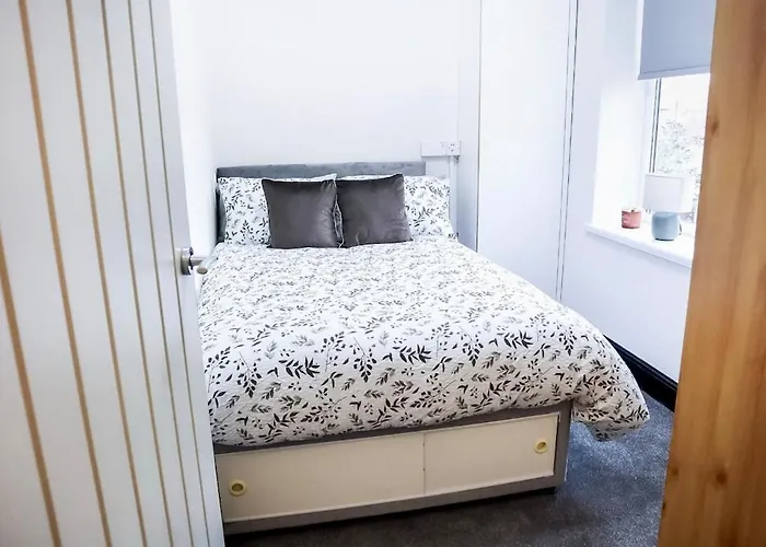 Cosy Luxe With Fresh Bakes