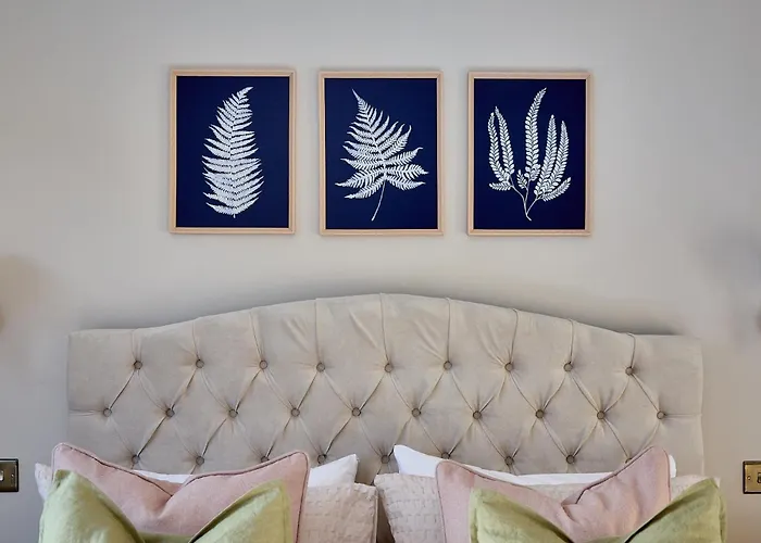 Stylish 4 Bed In Old Trafford Next To Mufc Feriehus *