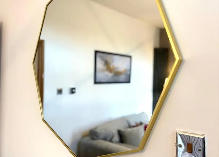 Modern And Comfy 3 Bed Near Etihad, Coop Live Arena And Centre * 맨체스터