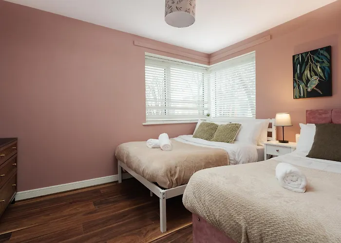 E-haven - Etihad-coop Live-free Parking-pool Table *