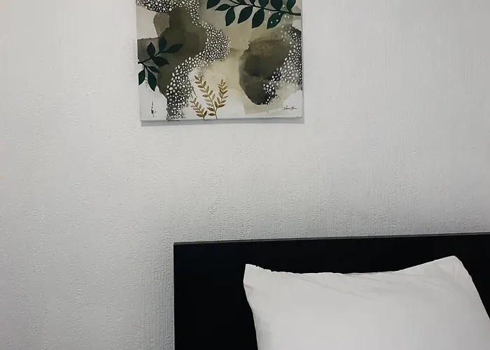 Modern 3-br On Edge Of Center With Free Parking Dom wakacyjny