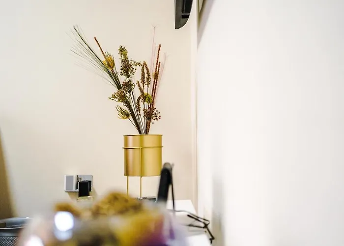 Tatil Evi Sleeps 13, Free Parking, Near Etihad & C0-0p Live, 4br Manchester