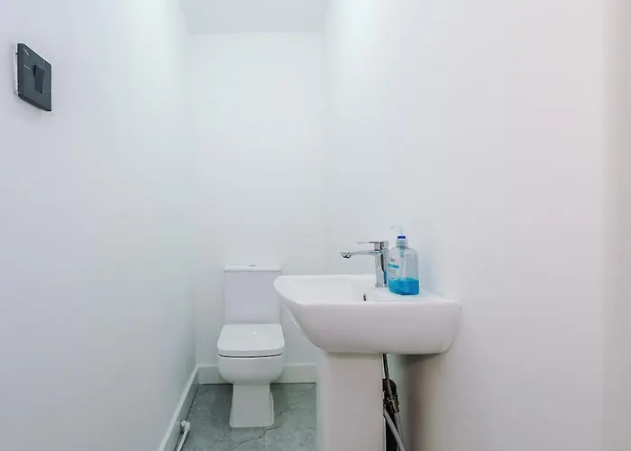 Pearl Reside * マンチェスター