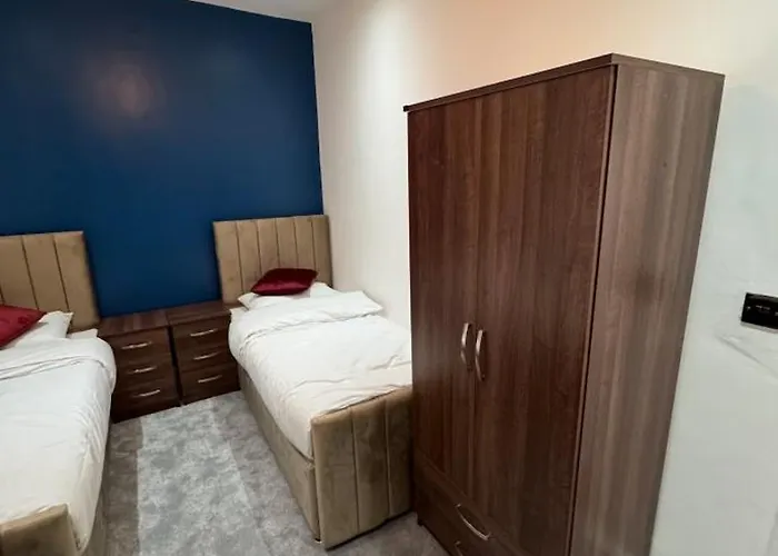 Mayford Shared House *