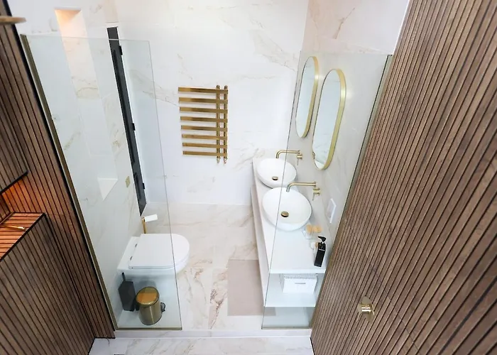 Stunning Family With Hot Tub In Worsley Сasa de vacaciones *