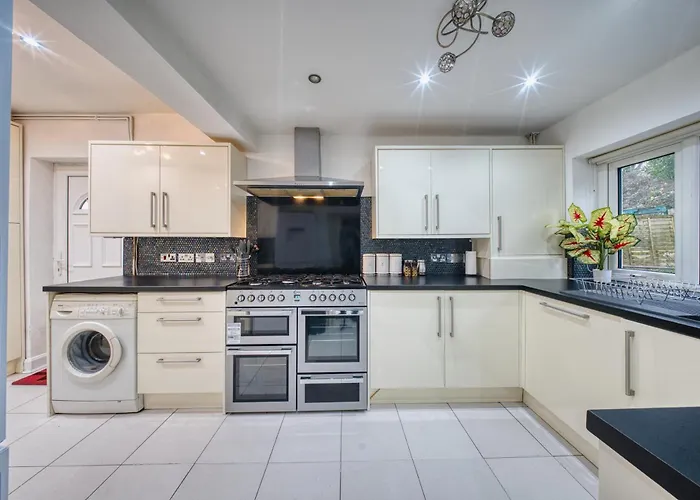 3 Bedrooms Sleeps 7 Free Parking Casa vacanze Manchester