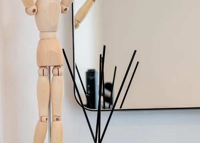 Tatil Evi Stylish Comfort Retreat - Salford, Sleeps 8 Manchester