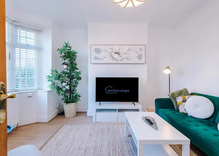 Free Park Stunning 3bedroom In * Manchester