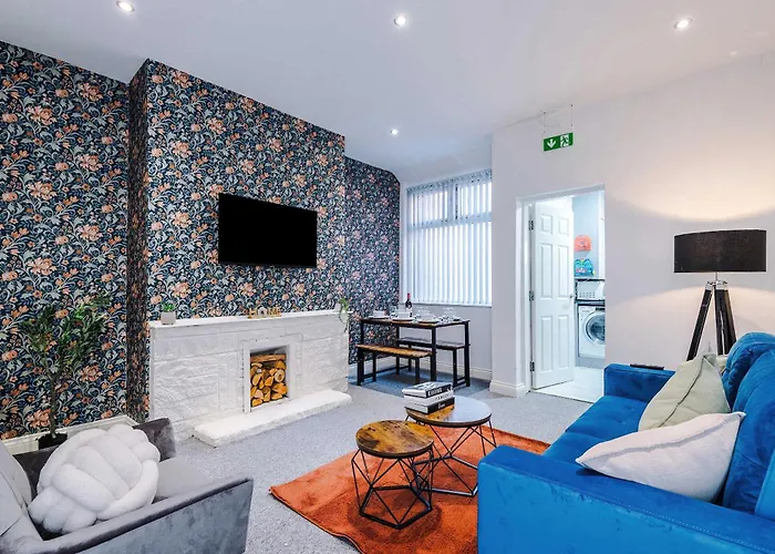 펜션 3 Bedroom Town House - Etihad Stadium - Free Parking *