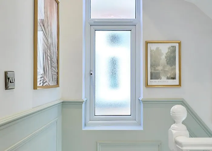 Stylish 4 Bed In Old Trafford Next To Mufc Casa vacanze *