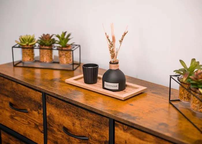 Contractors Stay-wi-fi-free Parking-22 Percent Off Monthly