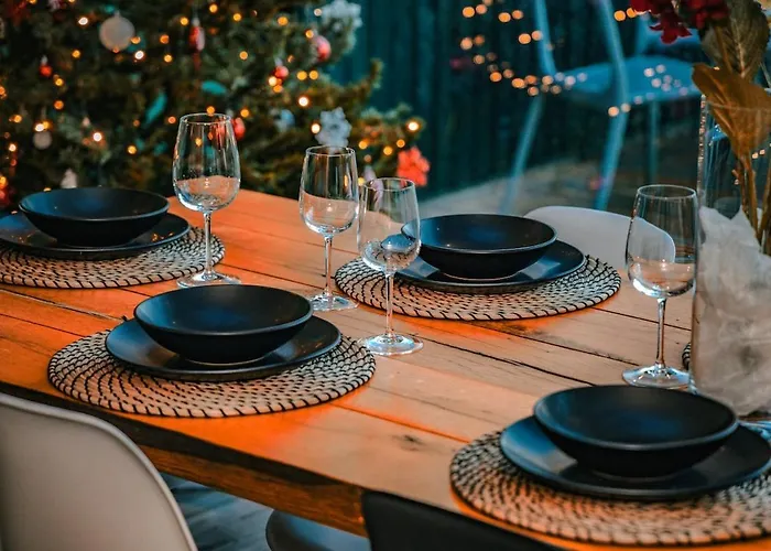 Сasa de vacaciones Stunning Family With Hot Tub In Worsley *