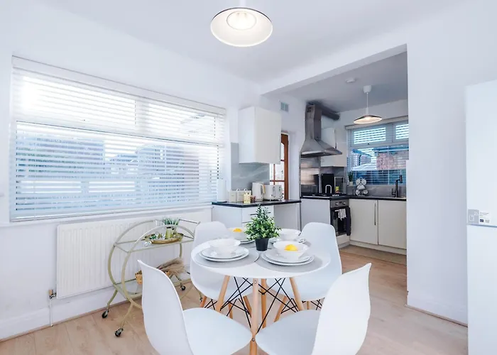 Tatil Evi Free Park Stunning 3bedroom In Manchester