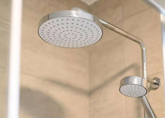 Contractors Pad Wi-fi Free Parking 20 - Off Monthly