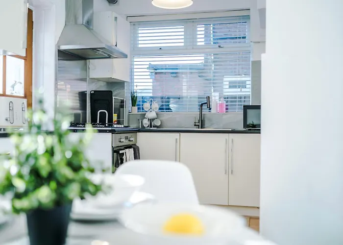 Free Park Stunning 3bedroom In * 曼彻斯特