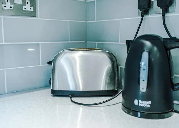 Stylish 2br House For 4 In With Parking * Mánchester