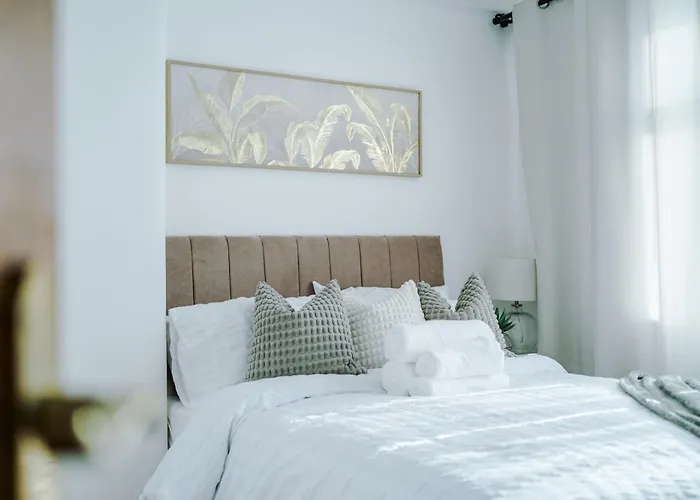 Free Park Stunning 3bedroom In 度假居 曼彻斯特