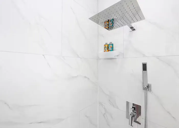 펜션 Modern & Spacious 4-bedroom Home, Family & Contractor Friendly,