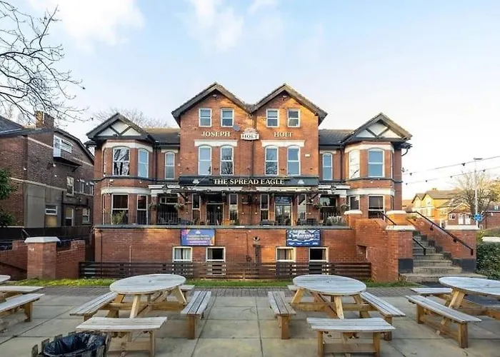 펜션 Modern & Spacious 4-bedroom Home, Family & Contractor Friendly, *