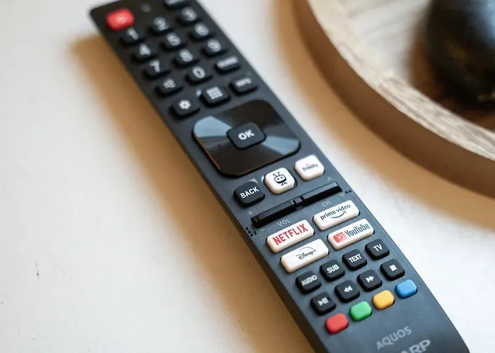 Luxury Group - - Sleeps 9